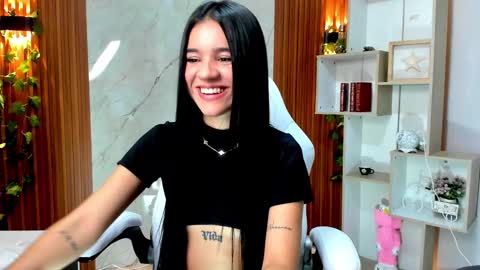 meganlara online show from September 13, 11:18 pm