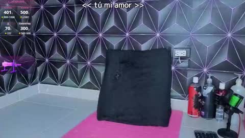 Megan online show from December 5, 11:52 am