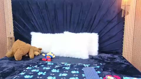 Megan online show from May 13, 2:38 pm