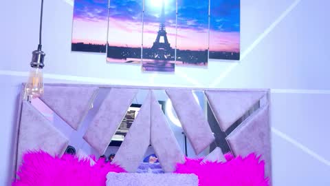 Megann Noa  online show from October 25, 9:15 pm