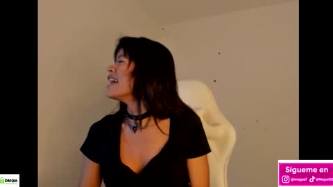 Megan online show from November 17, 12:08 pm