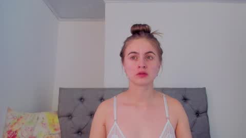 megansammy online show from April 19, 2:18 pm