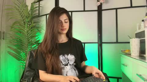 megga_bluee online show from May 12, 11:58 pm