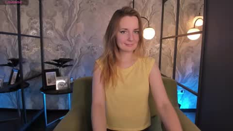 Meggy online show from October 31, 2:06 pm