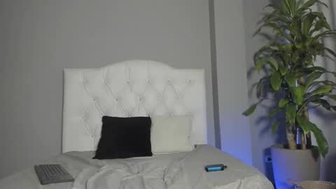 meghan_rosse8 online show from January 4, 4:43 pm