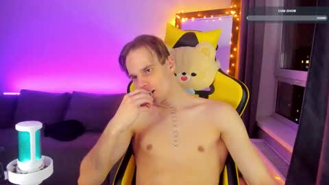 MelKallen online show from September 23, 6:03 pm