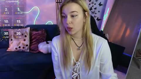 Mel online show from November 9, 11:02 am