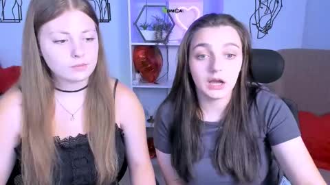 melani_bumm online show from September 15, 6:04 am