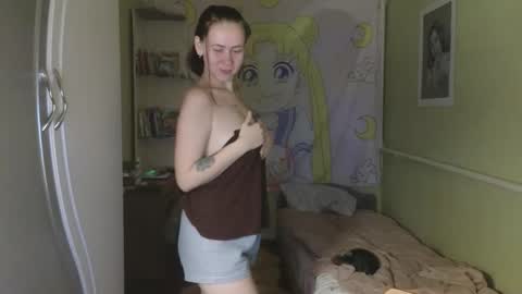 Mila online show from November 16, 7:49 pm