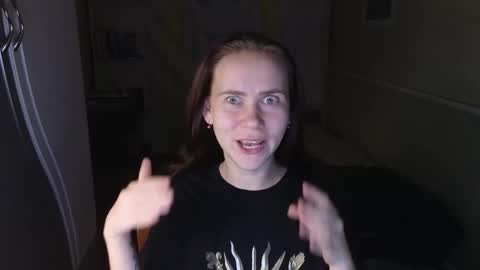 Mila online show from November 18, 8:23 pm