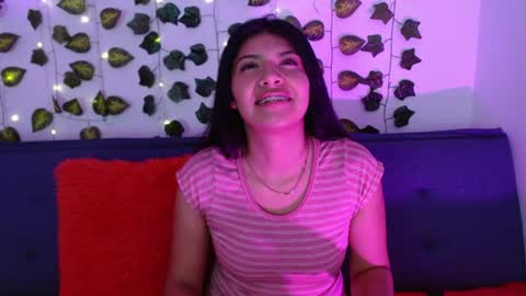 melanie online show from July 2, 10:04 pm