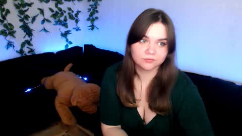 Melanie kissx online show from December 3, 8:04 am