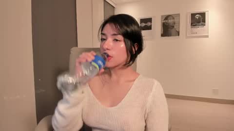 Melanie online show from April 9, 12:14 am