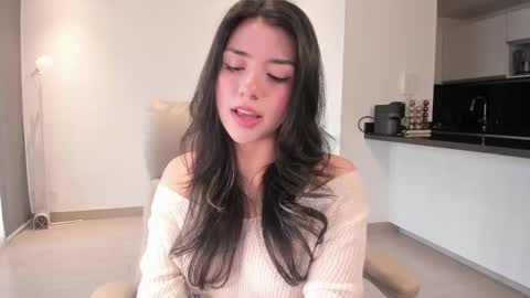 Melanie online show from March 12, 9:29 pm