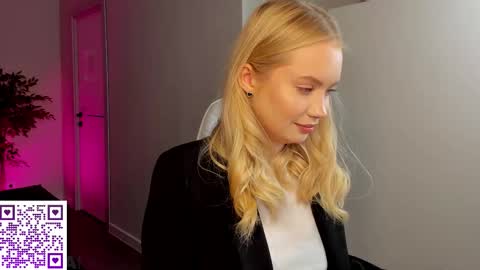 Melanie online show from September 21, 8:07 am