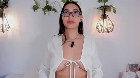 Melanie online show from February 11, 11:47 am