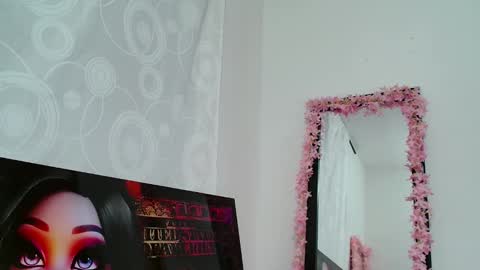 melaniegates06 online show from November 2, 12:16 pm