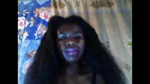 Snapshot of melanih chatting on February 19, 11:28 am melanih online show from February 19, 11:28 am