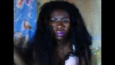 Snapshot of melanih chatting on February 15, 10:44 am melanih online show from February 15, 10:44 am