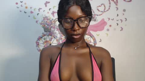 Praiz online show from March 8, 8:35 pm