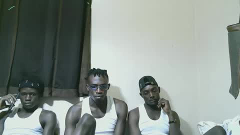 Snapshot of melaninsexyguy chatting on September 21, 11:36 am melaninsexyguy online show from September 21, 11:36 am
