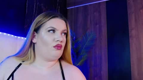 melanniebrown online show from February 12, 7:56 am