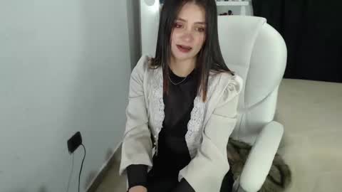 Melannie online show from January 30, 8:42 pm