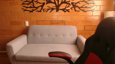 Snapshot of melanny_69 chatting on February 19, 3:38 pm Melanny online show from February 19, 3:38 pm