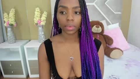 Melanie online show from February 21, 2:38 pm