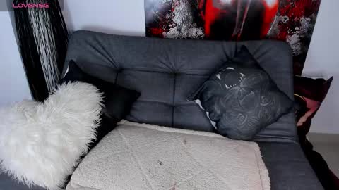 melany online show from October 8, 12:29 am