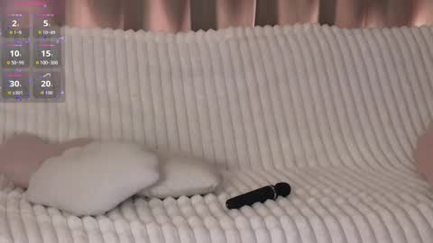 meliamorgan online show from October 24, 8:53 pm