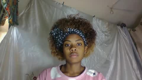 meliana98 online show from October 16, 8:47 am