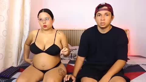 Meli And Sebas online show from November 3, 6:09 pm