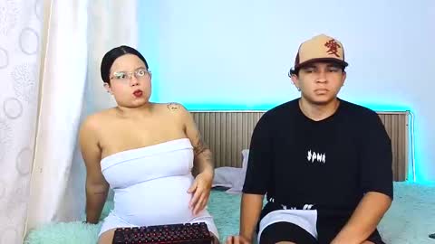 Meli And Sebas online show from November 22, 7:12 pm