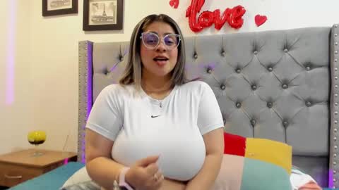 Melinda online show from March 10, 8:34 pm