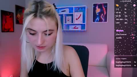 Melisa online show from December 19, 9:10 pm