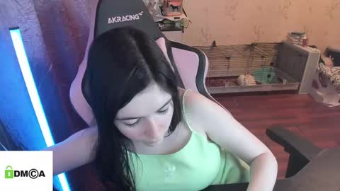 melisanilson online show from May 22, 10:16 pm