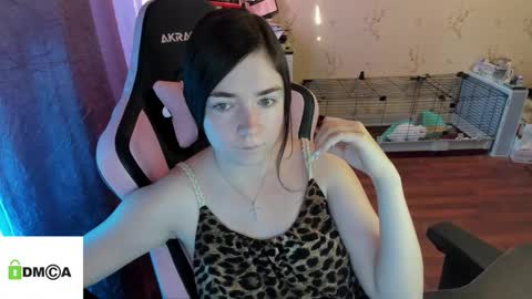 melisanilson online show from October 9, 5:13 am