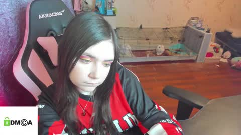 melisanilson online show from January 14, 4:53 am