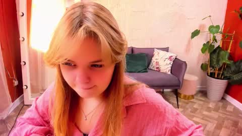 Sophia online show from November 21, 5:05 am