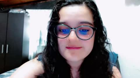 Snapshot of melissa_and_dany chatting on February 1, 9:08 pm Melissas Corner online show from February 1, 9:08 pm