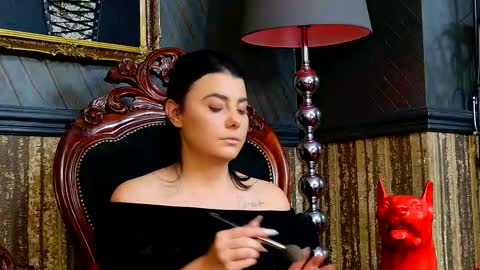 Melissa online show from October 2, 12:15 pm