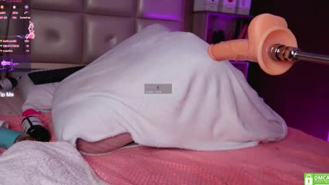 melissa_luu online show from October 13, 10:56 pm