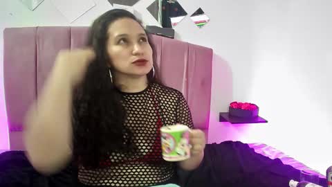 MELISSA online show from February 6, 7:24 am