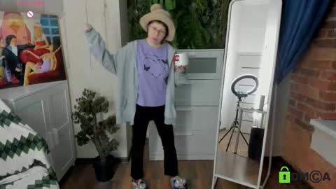 Melissa online show from January 31, 8:39 pm