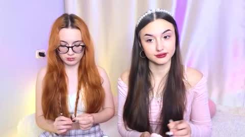 Mel online show from November 28, 12:34 pm