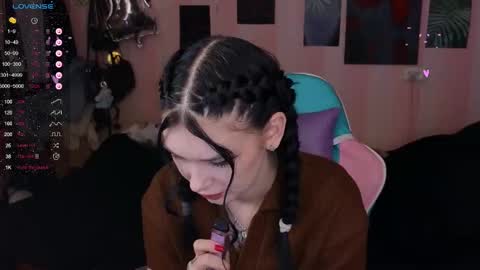 Freya  IM NONUDE online show from February 6, 10:32 pm