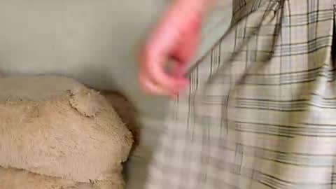 MelMooon online show from March 8, 9:41 pm