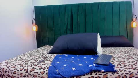 Snapshot of melody_kener chatting on October 23, 9:48 pm melody_kener online show from October 23, 9:48 pm