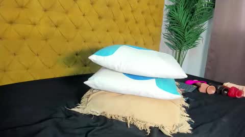 Melody online show from September 10, 9:49 pm